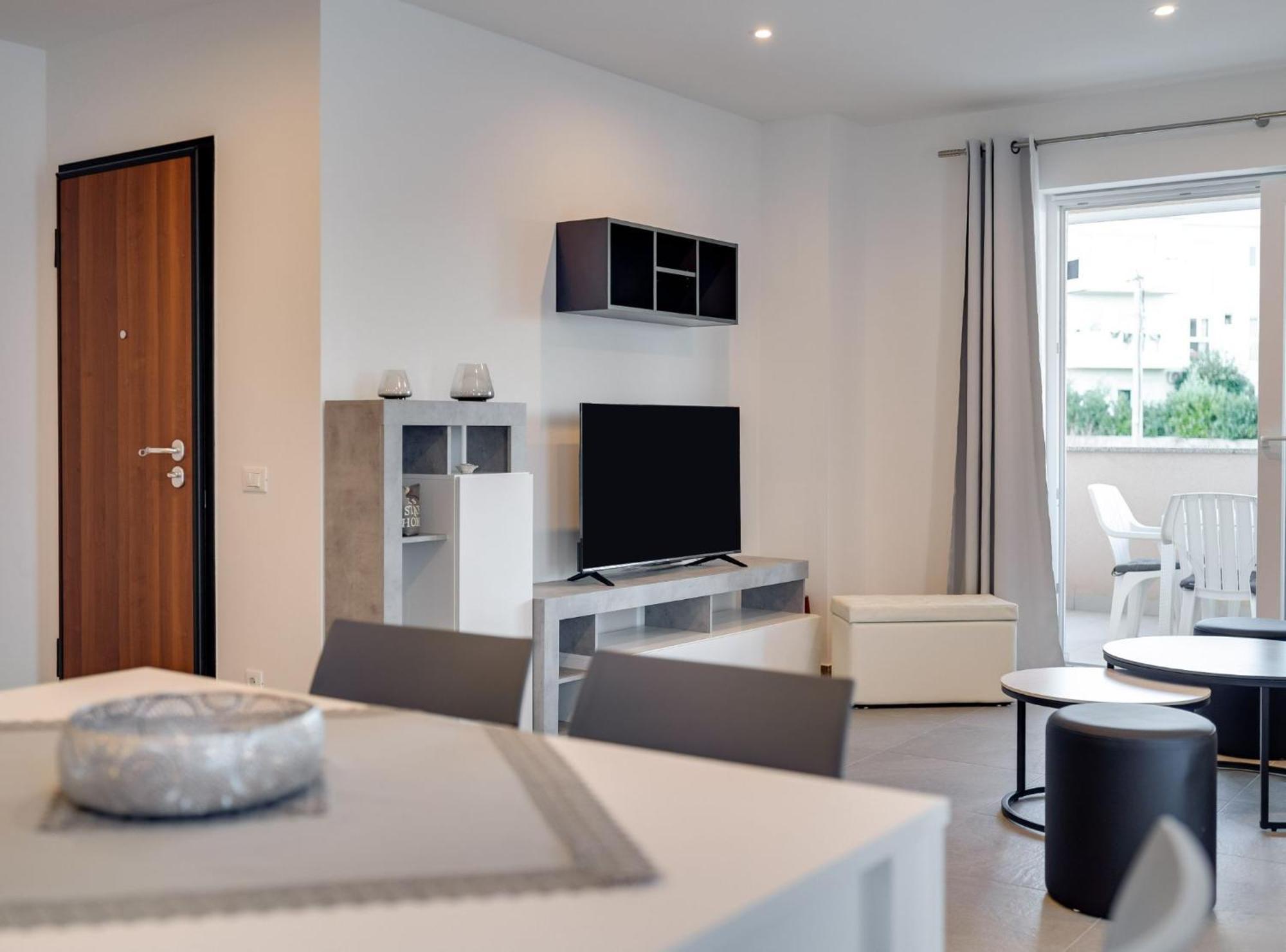 Apartments Baricevic Опатия Экстерьер фото